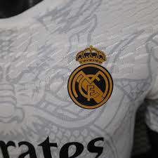 Édition spéciale « Serpent blanc » du Real Madrid