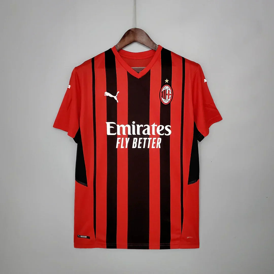 AC Milan 2021/2022 Local