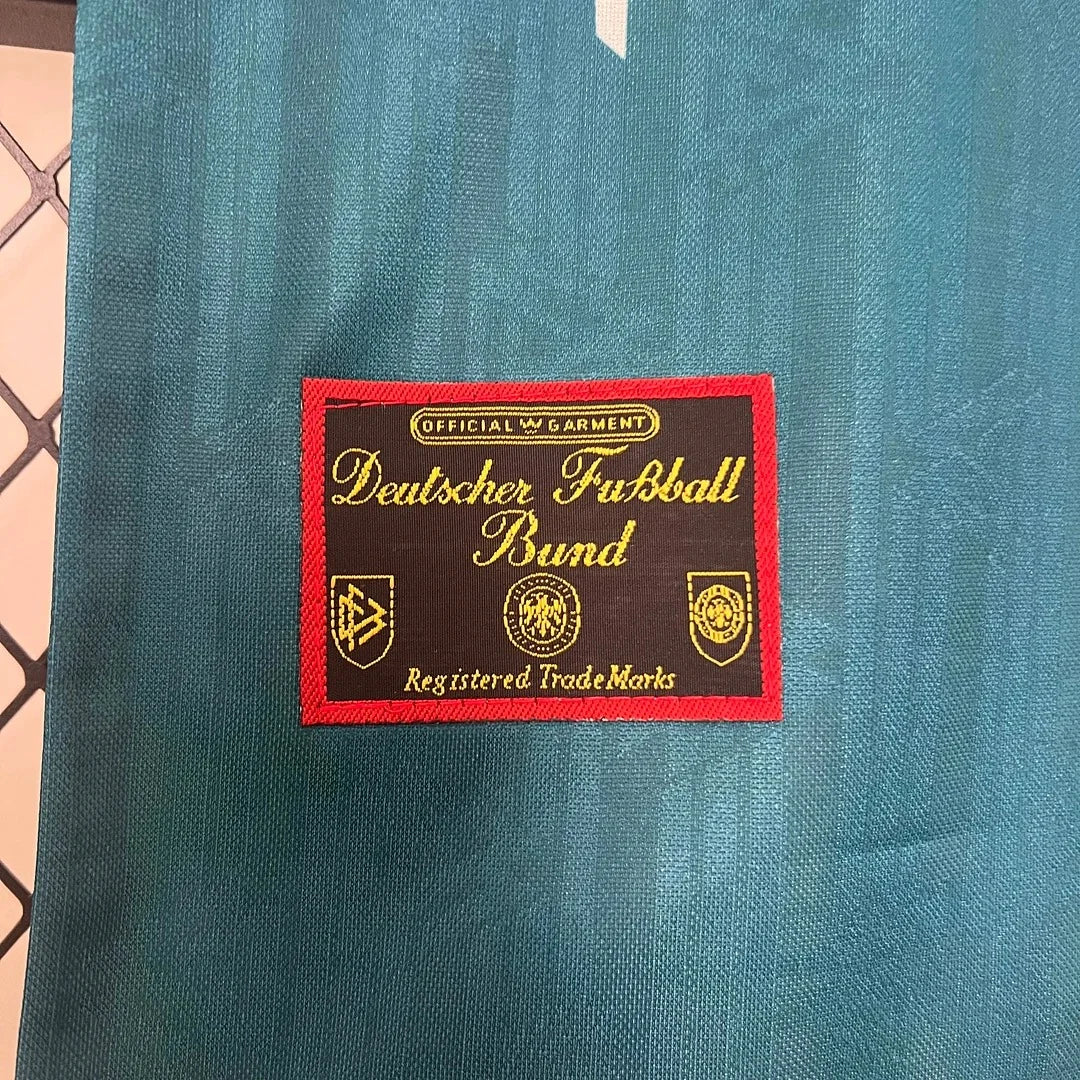Maillot rétro Allemagne extérieur 1996, taille enfant