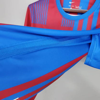 Barcelona 2021/2022 Local