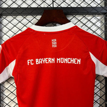 Maillot domicile Bayern Munich 2025/2026 taille enfant