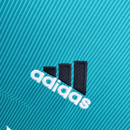 Maillot extérieur alternatif rétro Real Madrid 2021/2022