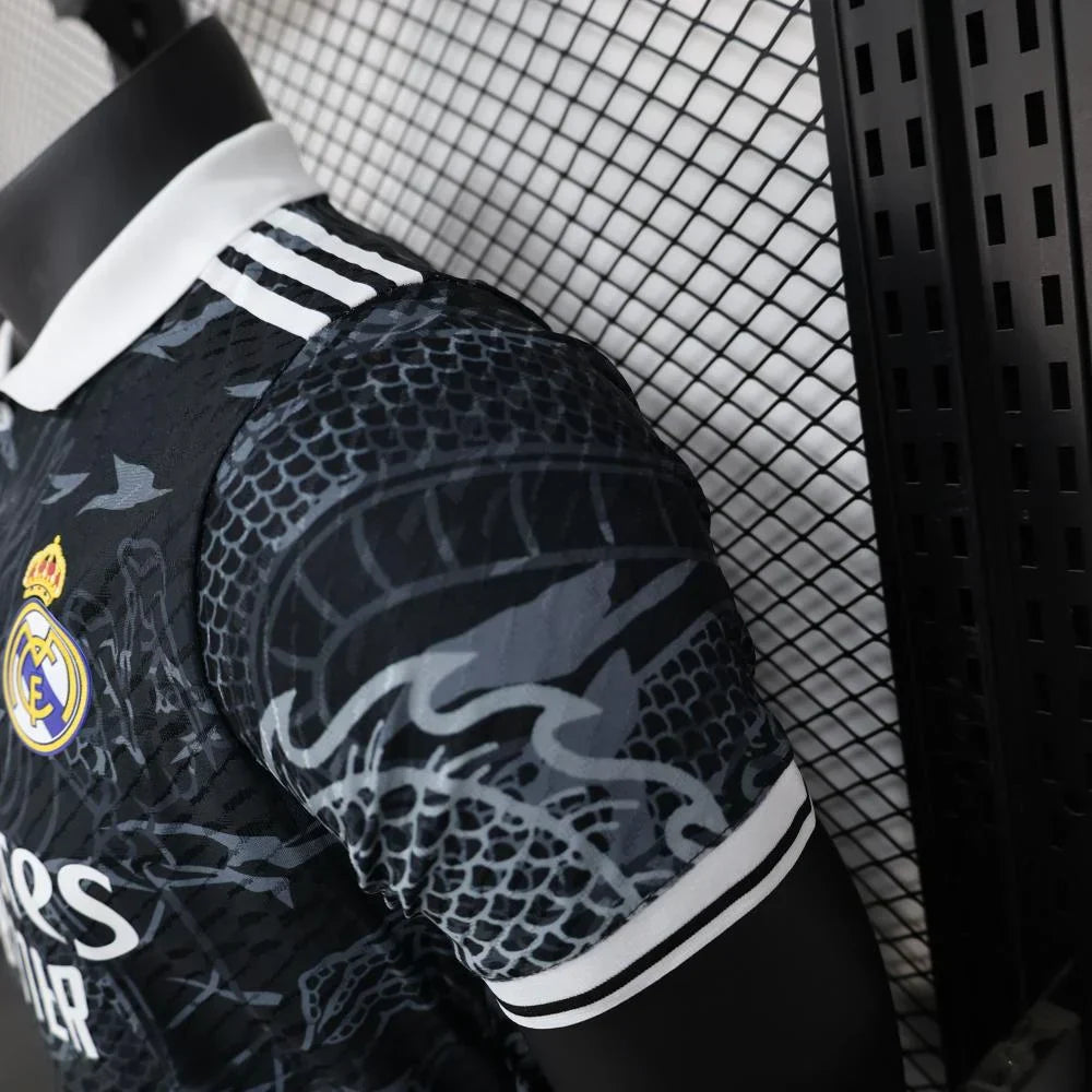 Real Madrid "Dragón Negro" Edición Especial
