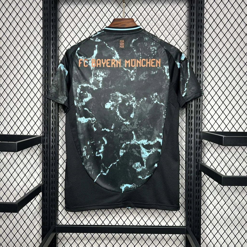 2024/2025 Bayern Munchen Visitante Kit