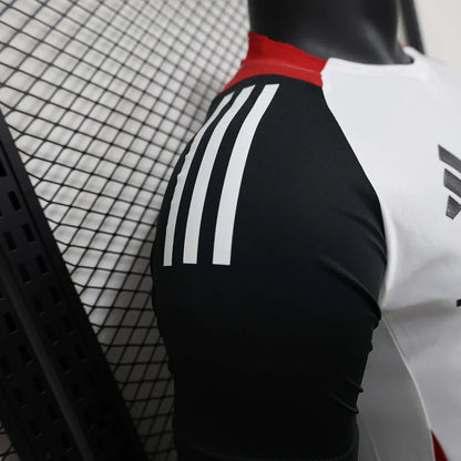 2024/2025 Manchester United Pre-match kit