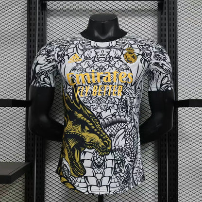 Édition spéciale « Dragon mythique » du Real Madrid