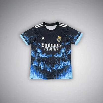 Édition spéciale « Lightning Sky » du Real Madrid
