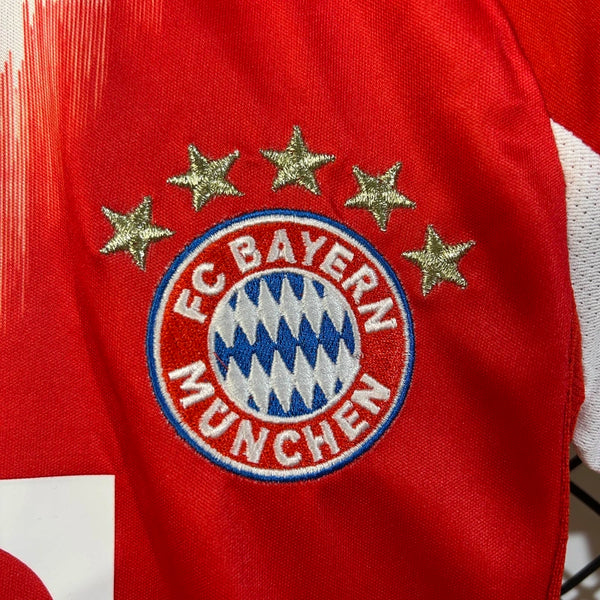 Maillot domicile Bayern Munich 2025/2026 taille enfant
