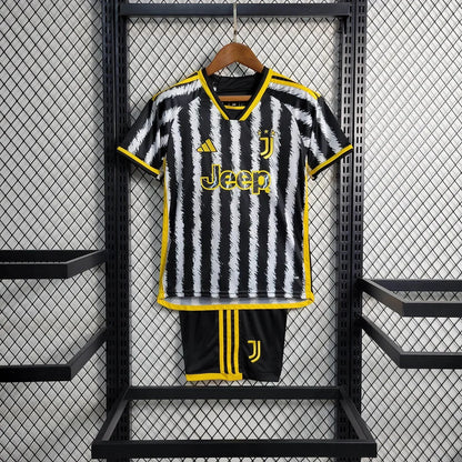Maillot domicile Juventus 2023/2024 pour enfant, taille