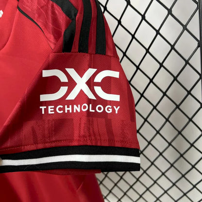 Maillot domicile Manchester United 2025/2026 taille enfant