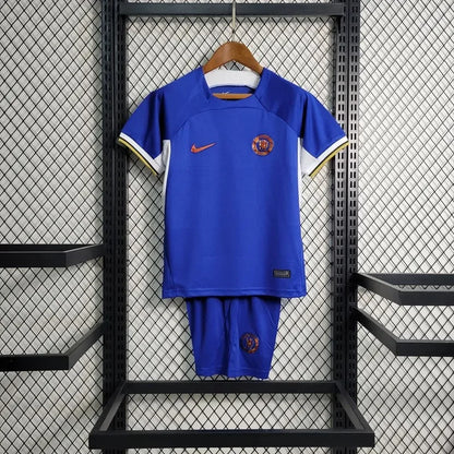 Taille du maillot domicile enfant Chelsea 2023/2024
