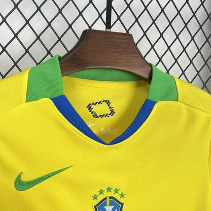 Maillot domicile Brésil 2025 taille enfant