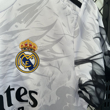 Édition spéciale « Flamme émeraude » du Real Madrid