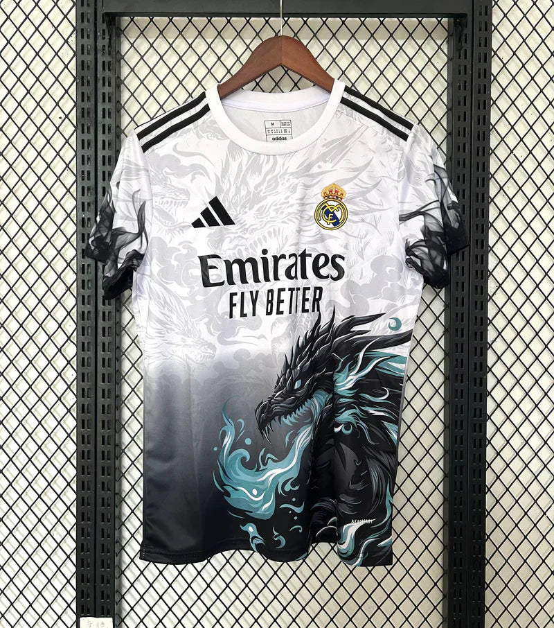 Édition spéciale « Flamme émeraude » du Real Madrid