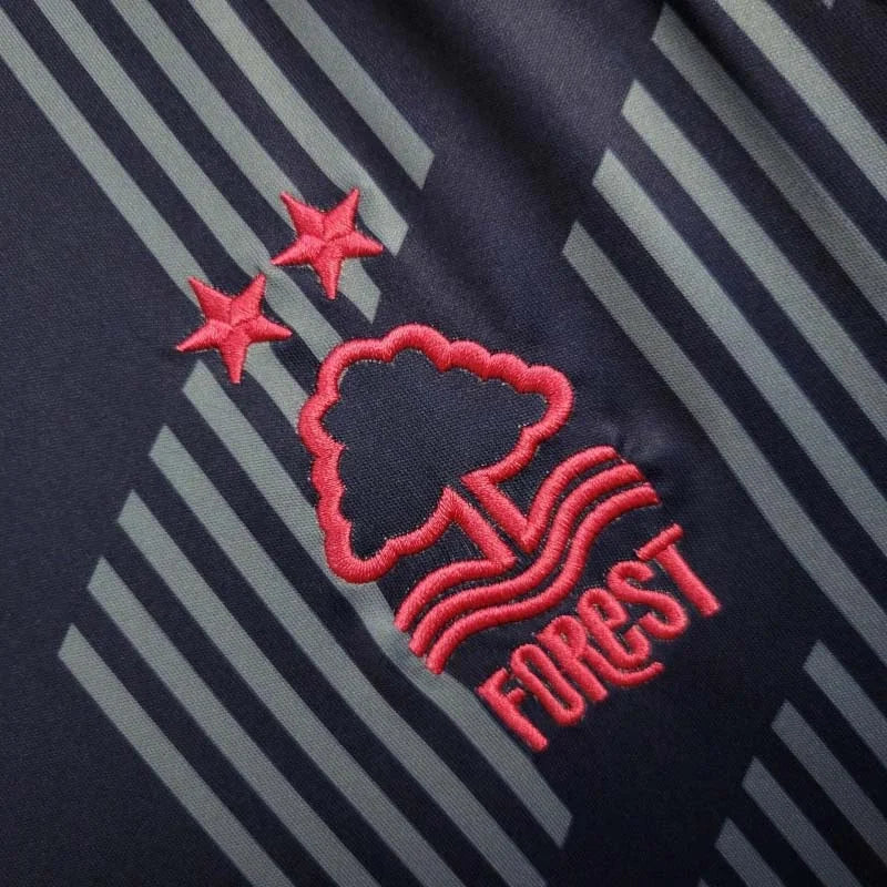 2024-2025 Nottingham Forest Visitante Kit