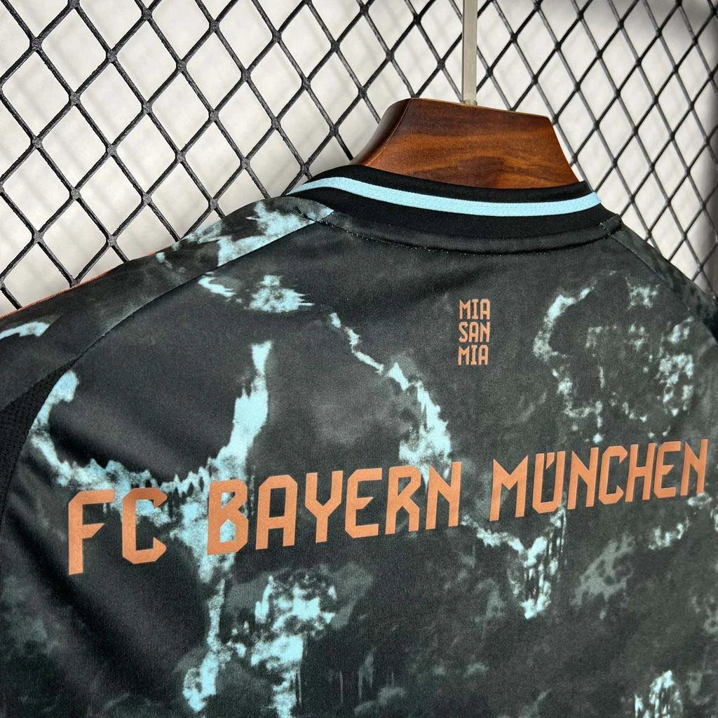 2024/2025 Bayern Munchen Visitante Kit