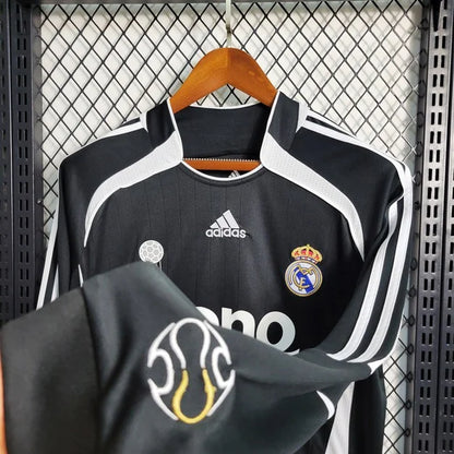 2006/2007 Retro Real Madrid Visitante Manga Larga