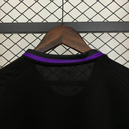 Édition spéciale « Serpent Lilas » du Real Madrid