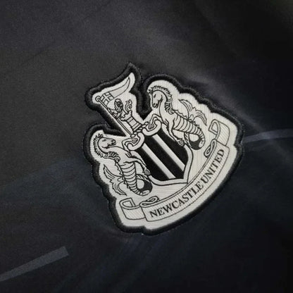 2024-2025 Newcastle United Pre match training Wear