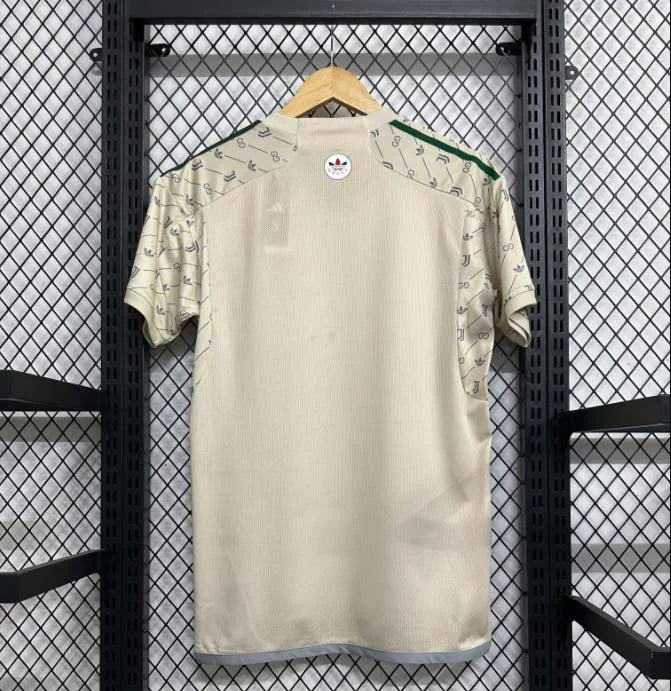 2024/2025 Juventus X Gucci Edición Especial