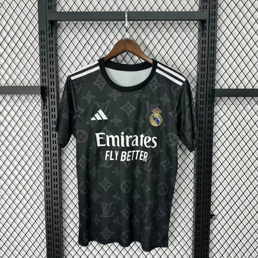 Édition spéciale « Louis Vuitton » du Real Madrid