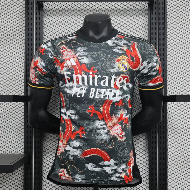 Édition spéciale « Dragon Fury » du Real Madrid