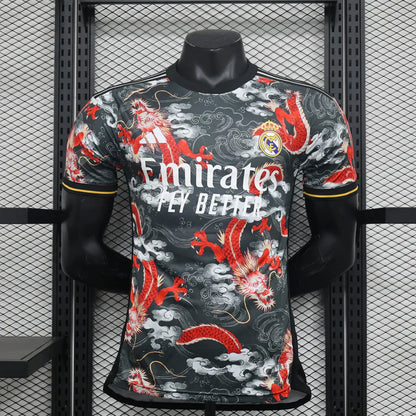 Édition spéciale « Dragon Fury » du Real Madrid