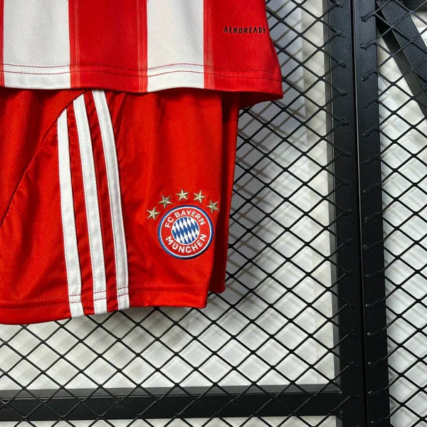 Maillot domicile Bayern Munich 2025/2026 taille enfant