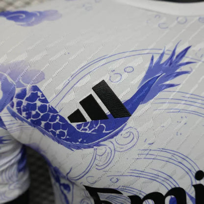 Édition spéciale « Voile enneigé » du Real Madrid