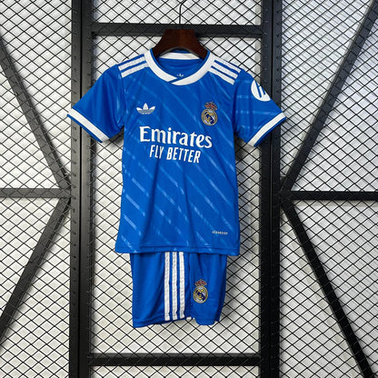 Maillot alternatif Real Madrid 2025/2026 taille enfant