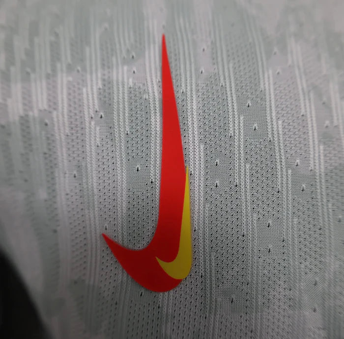 Liverpool 2024/2025 Alternativa Kit