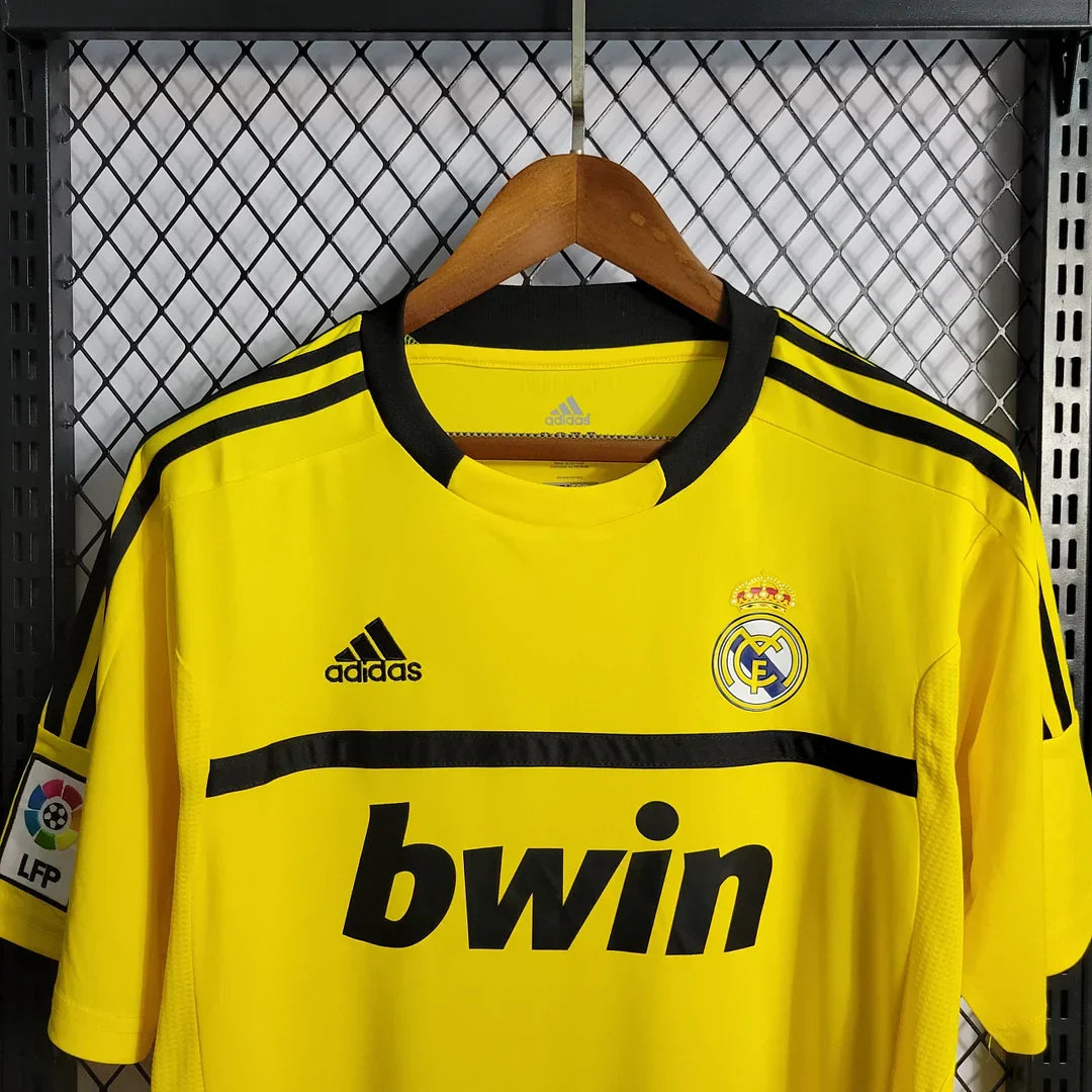 2011/2012 Retro Real Madrid Yellow Goalkeeper Kit