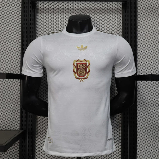 Bayern Munchen 2025/2026 125th Aniversario Edition White Edición Especial