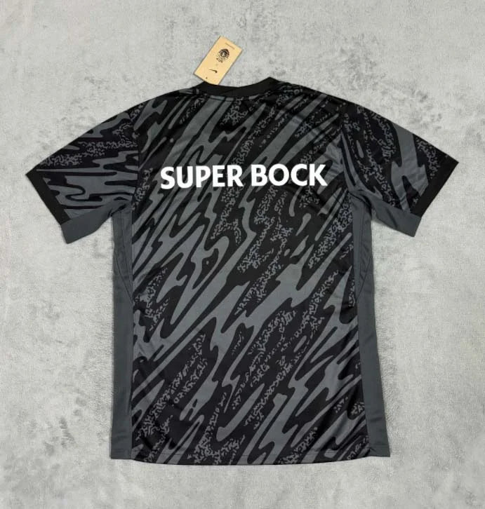 2024/2025 Sporting Lisbon Goalkeeper Kit