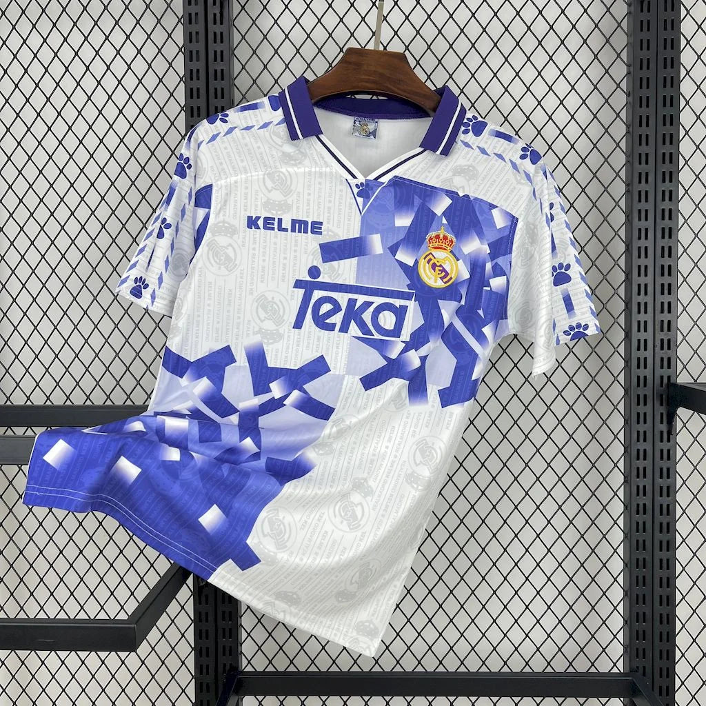 1996/1997 Retro Real Madrid Alternativa Visitante