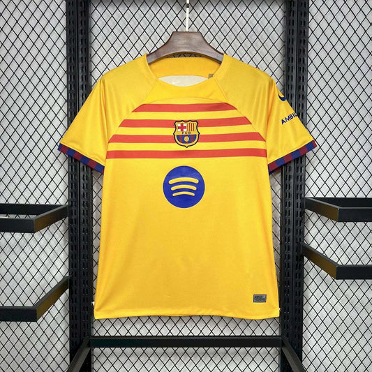 Kit d'avant-match de Barcelone 2024/2025