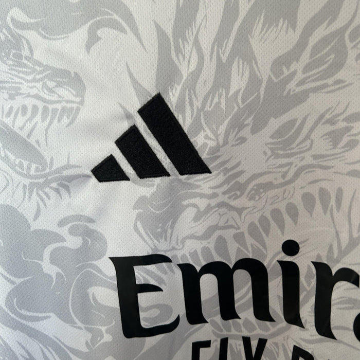 Édition spéciale « Flamme émeraude » du Real Madrid