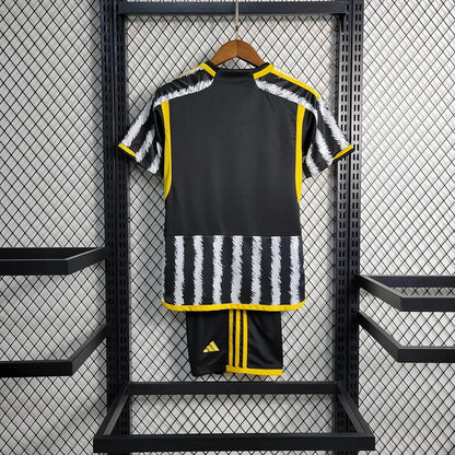 Maillot domicile Juventus 2023/2024 pour enfant, taille