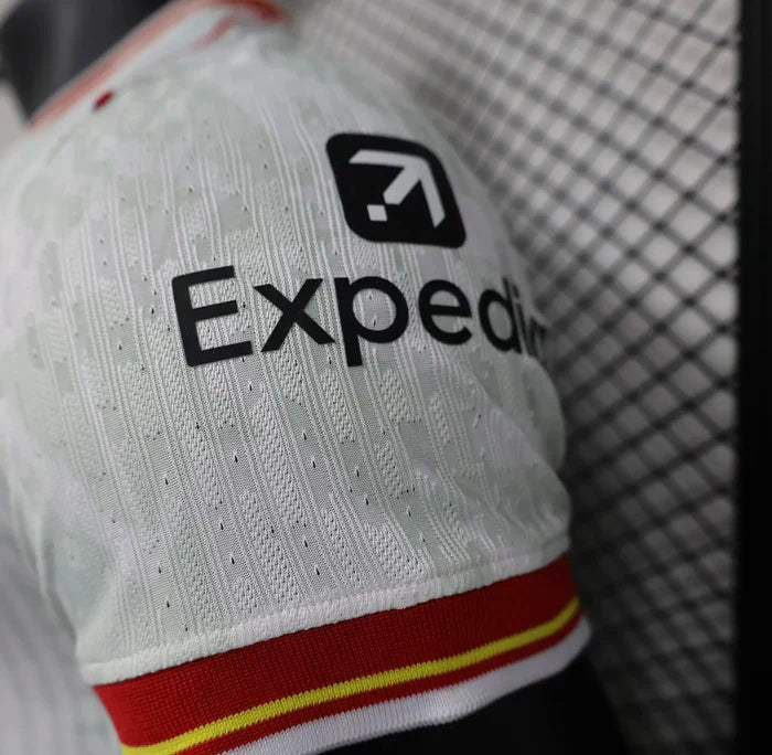 Liverpool 2024/2025 Alternativa Kit