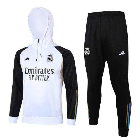 Survêtement blanc et noir du Real Madrid