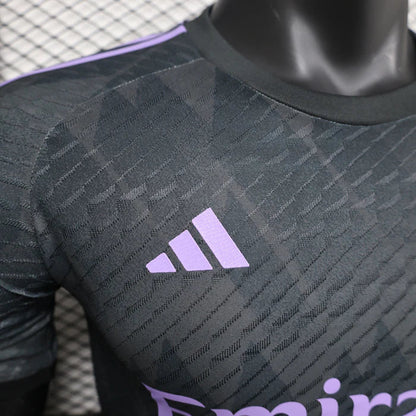 Édition spéciale « Améthyste de minuit » du Real Madrid