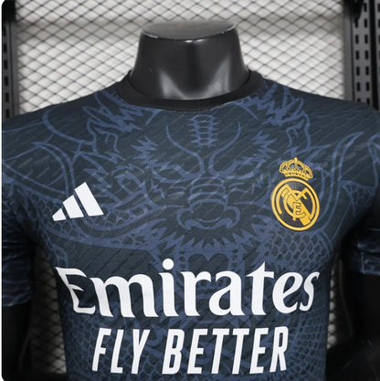 Édition spéciale « Dragon de minuit » du Real Madrid