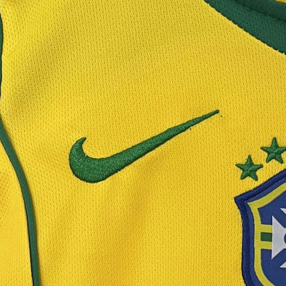 Maillot domicile rétro Brésil 2004, taille enfant
