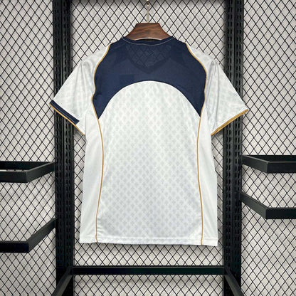 2004 Retro Portugal Visitante