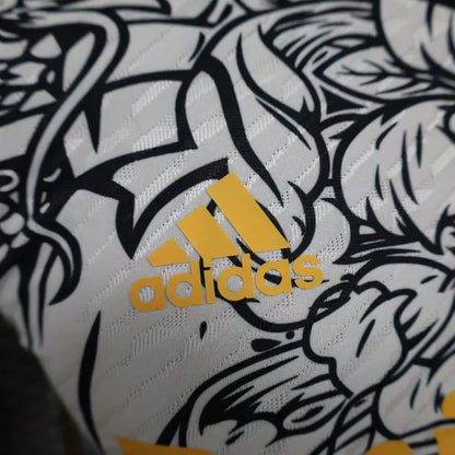 Édition spéciale « Dragon mythique » du Real Madrid
