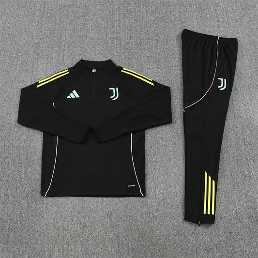 Survêtement noir et jaune de la Juventus