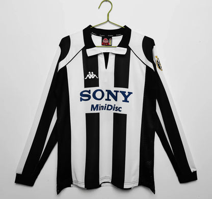 Maillot domicile à manches longues rétro Juventus 1997-1998