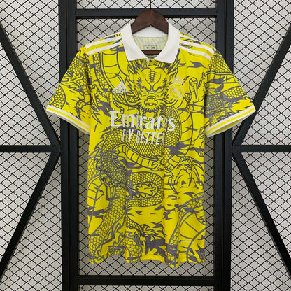 Édition spéciale « Dragon jaune » du Real Madrid