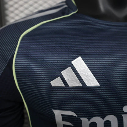 Real Madrid 2025/2026 Visitante Kit