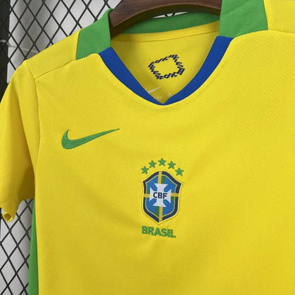 Maillot domicile Brésil 2025 taille enfant